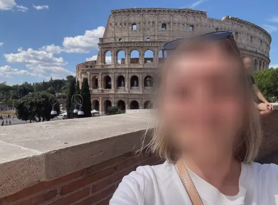 Agnes, 38