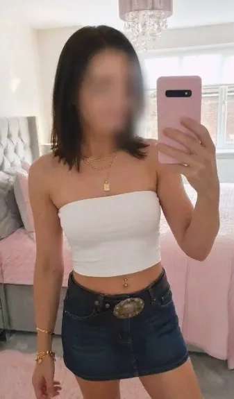 Alma, 24