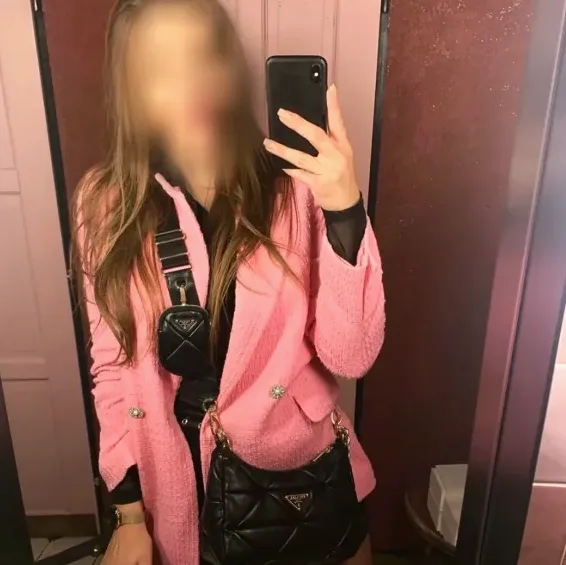 Annelie, 33