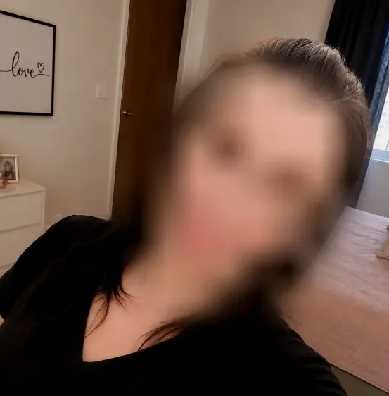 Cecilia, 37