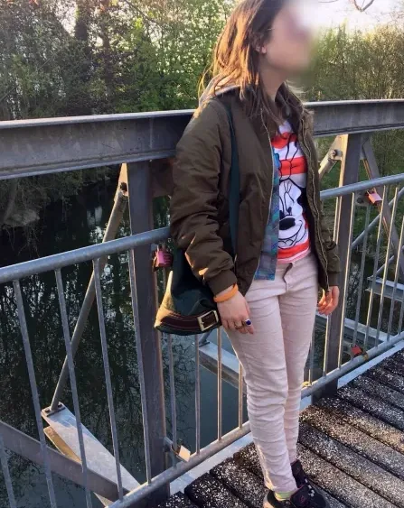 Emelie, 24