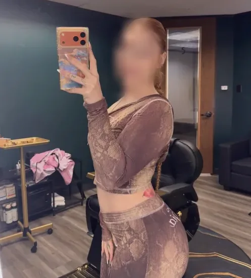 Hilda, 27