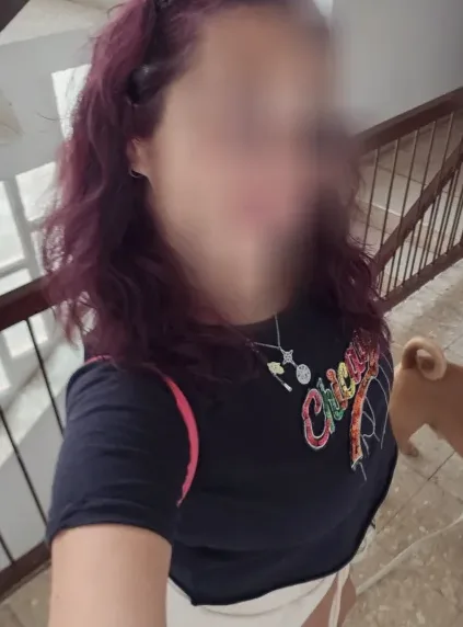 Lena, 33