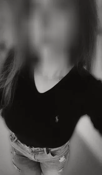 Sofia, 26